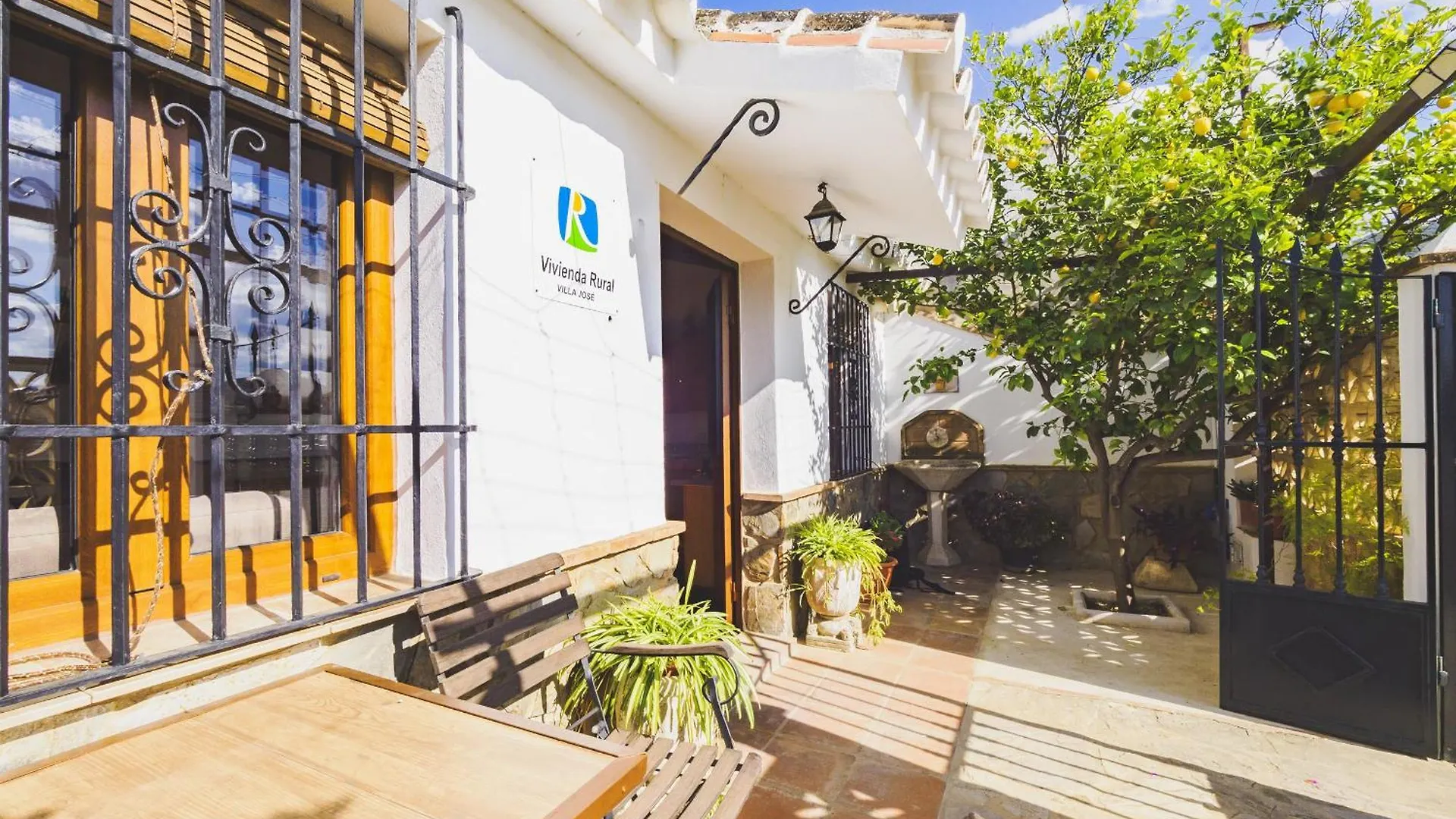 Cubo'S Casa Rural Jose & Caminito Del Rey Ardales 0*,
